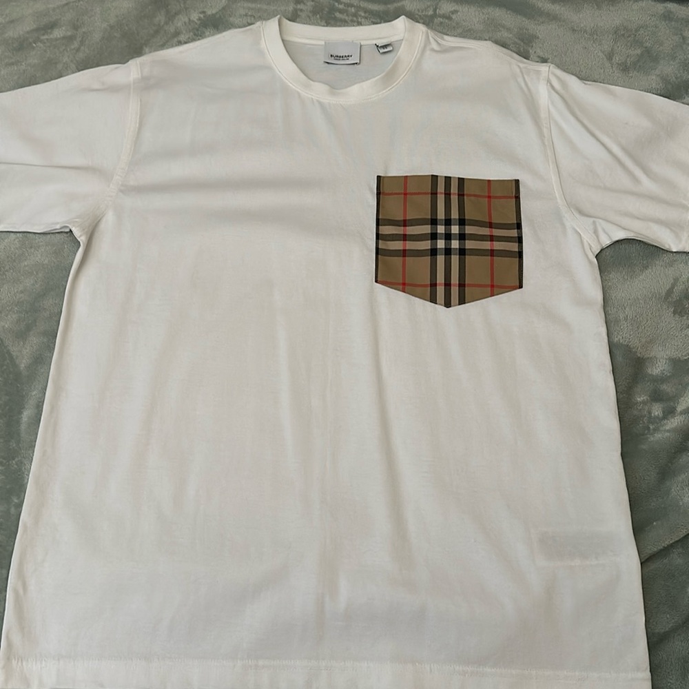 Burberry short sleeve oversized shirt size XS